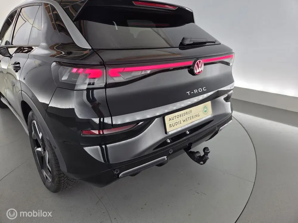 Volkswagen T-Roc 1.5 eTsi 150PK R-Line First Edition trekhaa uit 2026, foto 19