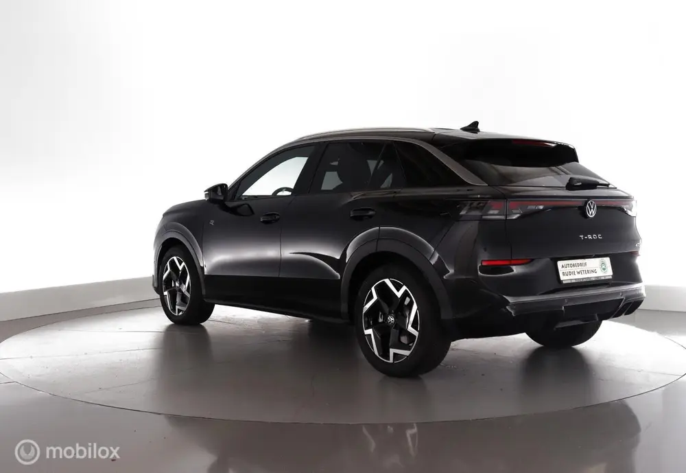 Volkswagen T-Roc 1.5 eTsi 150PK R-Line First Edition trekhaa uit 2026, foto 3