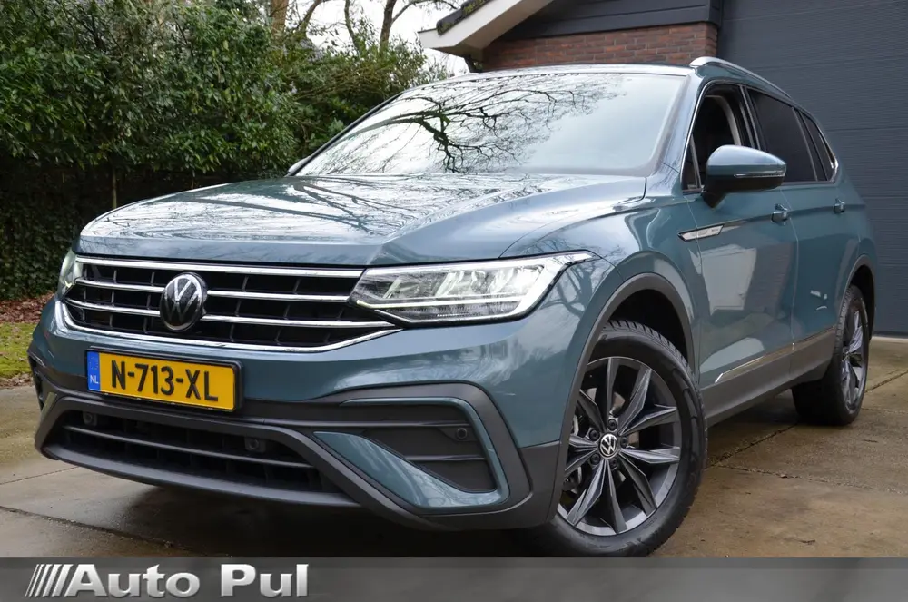 Volkswagen Tiguan Allspace 1.5 TSI Life Business 7 Persoons uit 2022