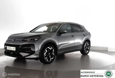 Volkswagen T-Roc 1.5 eTsi 150PK R-Line First Edition trekhaa uit 2026