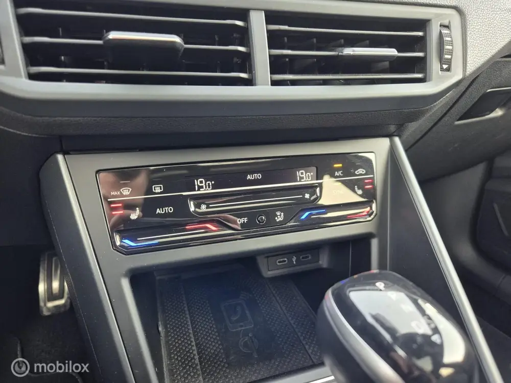 Volkswagen Polo 1.0 TSI 2x R-Line, DSG, Pano, IQ Light Grill uit 2021, foto 17