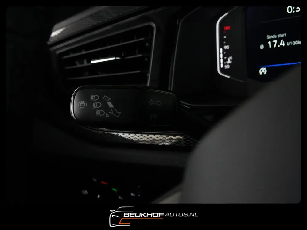 Volkswagen Polo 1.0 TSI Business Virtual Dash Adapt Cruise uit 2022, foto 9