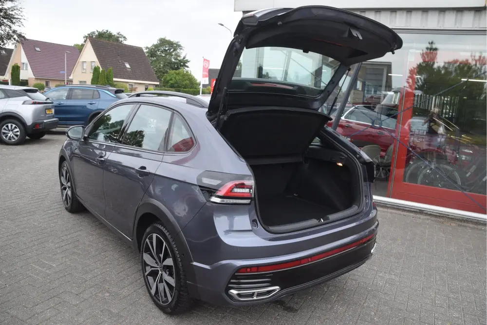 Volkswagen Taigo 1.5 TSI R-Line Business LED | DAB | Camera' uit 2022, foto 11
