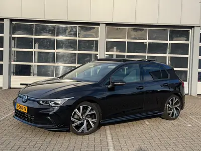 Volkswagen Golf 1.5 eTS 3x R-Line | Panoramadak | IQ light uit 2021