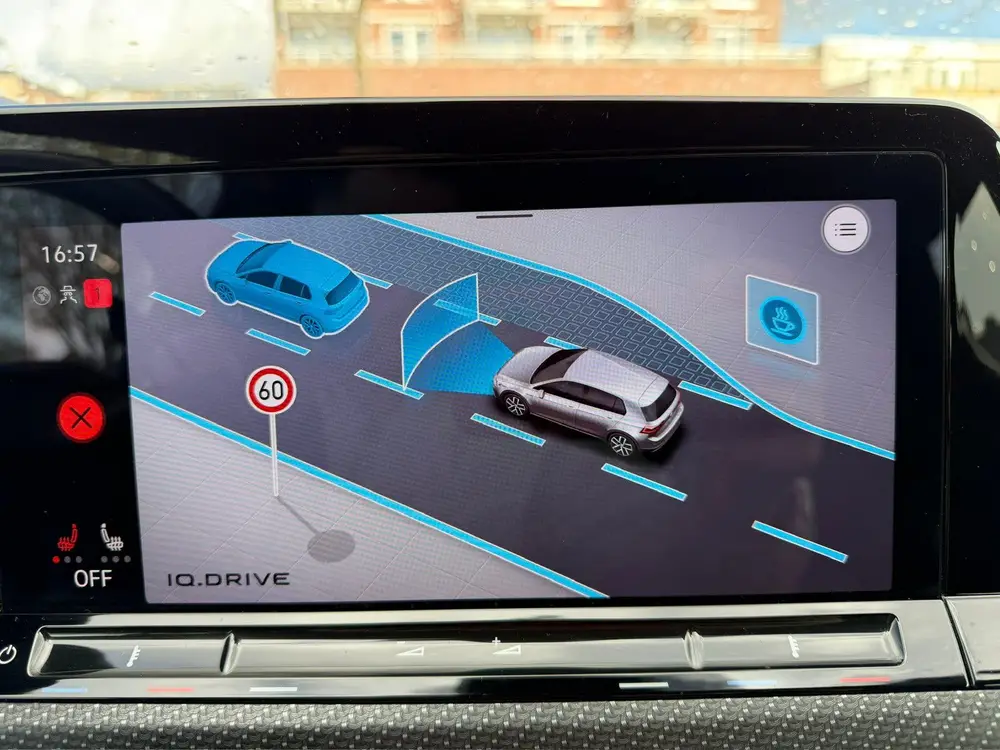 Volkswagen Golf 1.5 eTS 3x R-Line | Panoramadak | IQ light uit 2021, foto 14