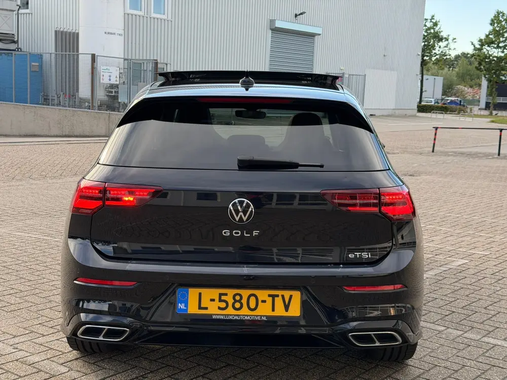 Volkswagen Golf 1.5 eTS 3x R-Line | Panoramadak | IQ light uit 2021, foto 6