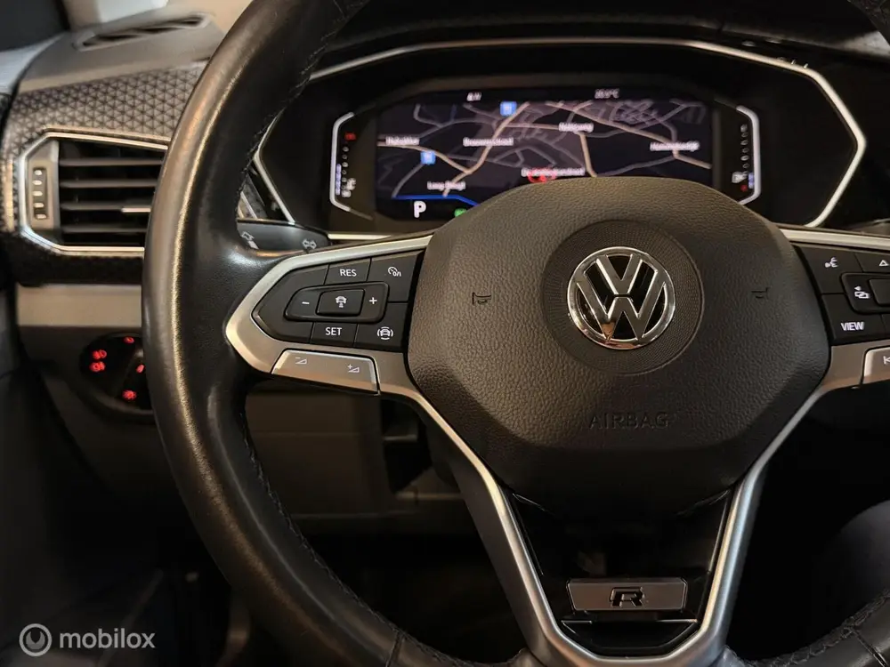 Volkswagen T-Cross 1.0 TSI DSG R-Line BEATS VIRTUAL CARPLAY uit 2019, foto 16