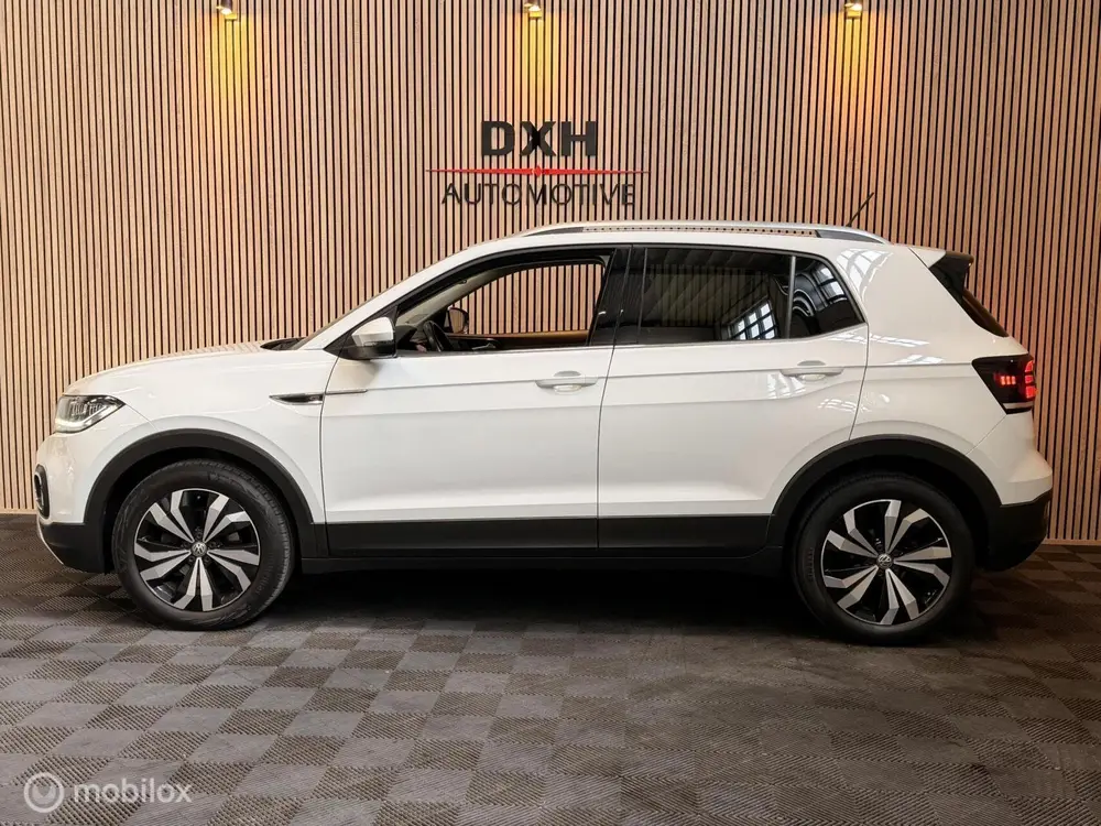 Volkswagen T-Cross 1.0 TSI DSG R-Line BEATS VIRTUAL CARPLAY uit 2019, foto 7