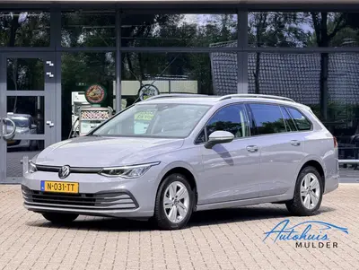 Volkswagen Golf Variant 1.0 TSI Life | Carplay | Adaptive cr uit 2022