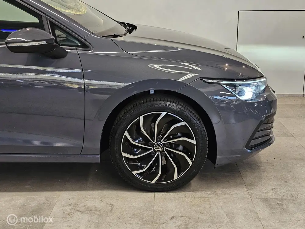 Volkswagen Golf 1.5 TSI Life Panorama/IQ Light/Carplay/Stoel uit 2020, foto 17
