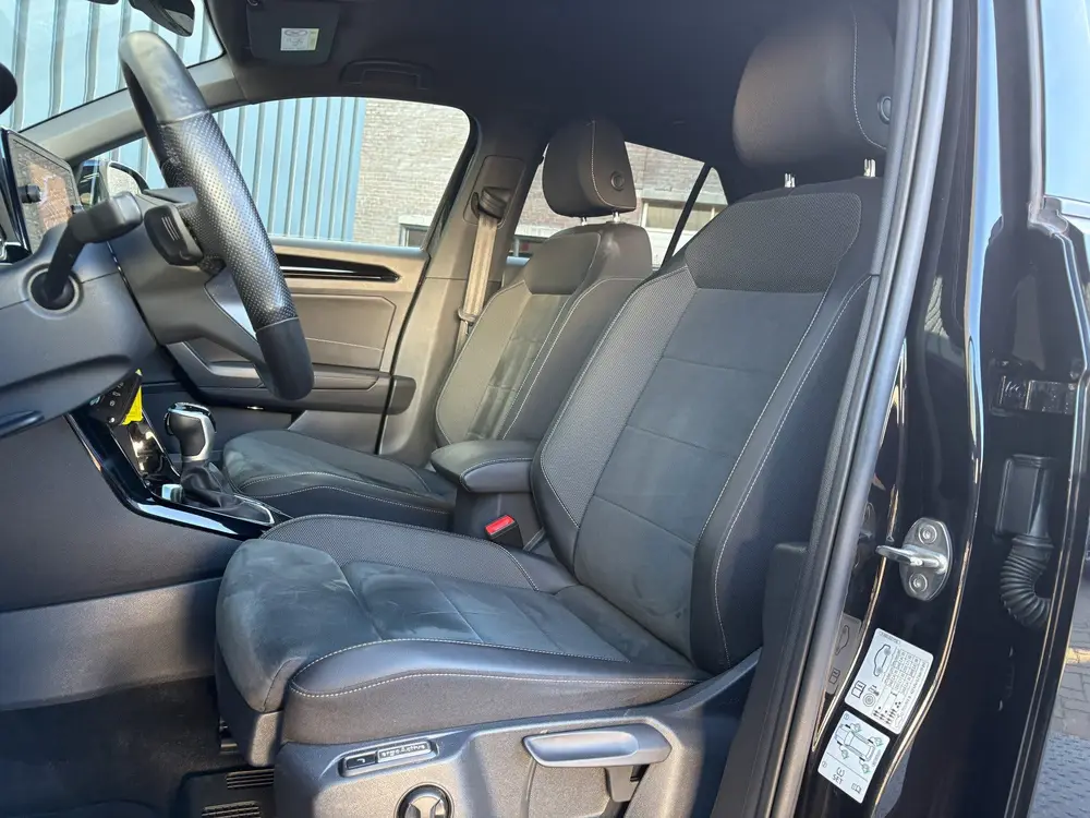 Volkswagen T-Roc 1.5 TSI R-Line Business+ | Beats | IQ Light uit 2022, foto 6