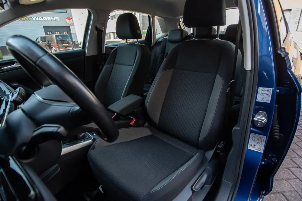Volkswagen POLO 1.0 TSI Style Stoelverwarming|Navi|Apple Car uit 2022, foto 4