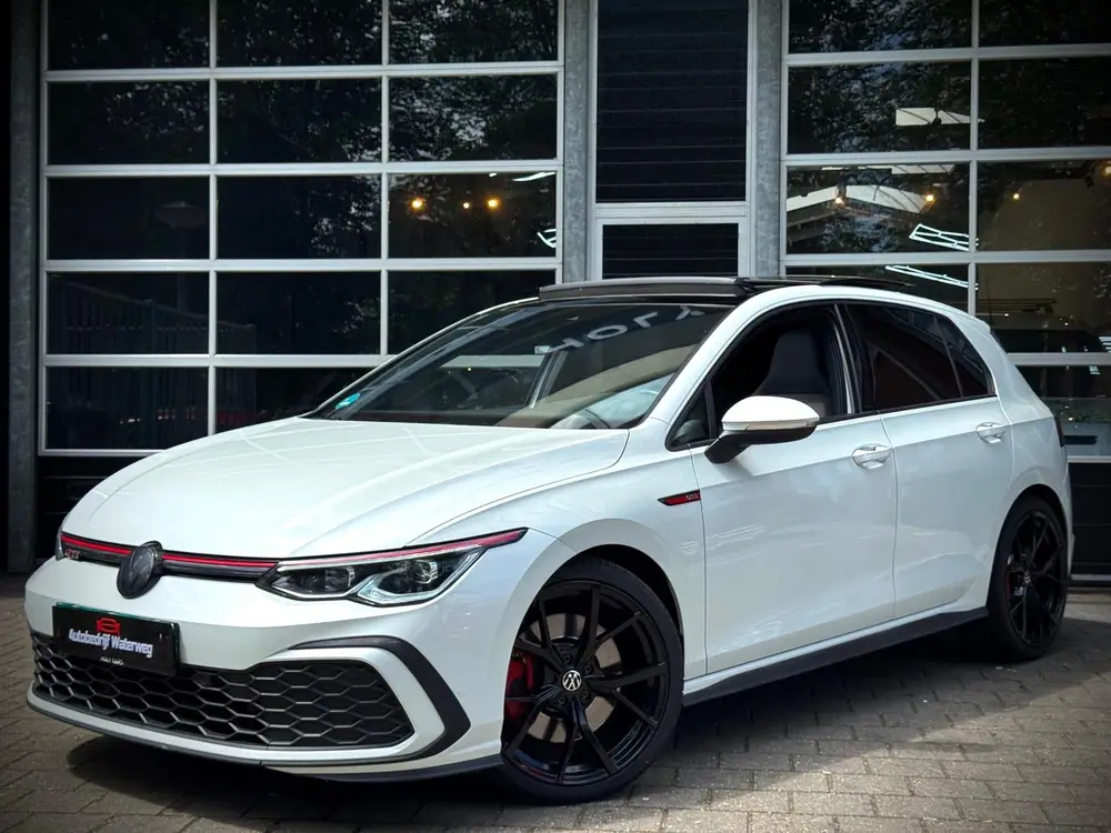 Volkswagen Golf 8 2.0 TSI GTI 245PK|Pano|IQ-LIGHT|Carplay| uit 2020, foto 4