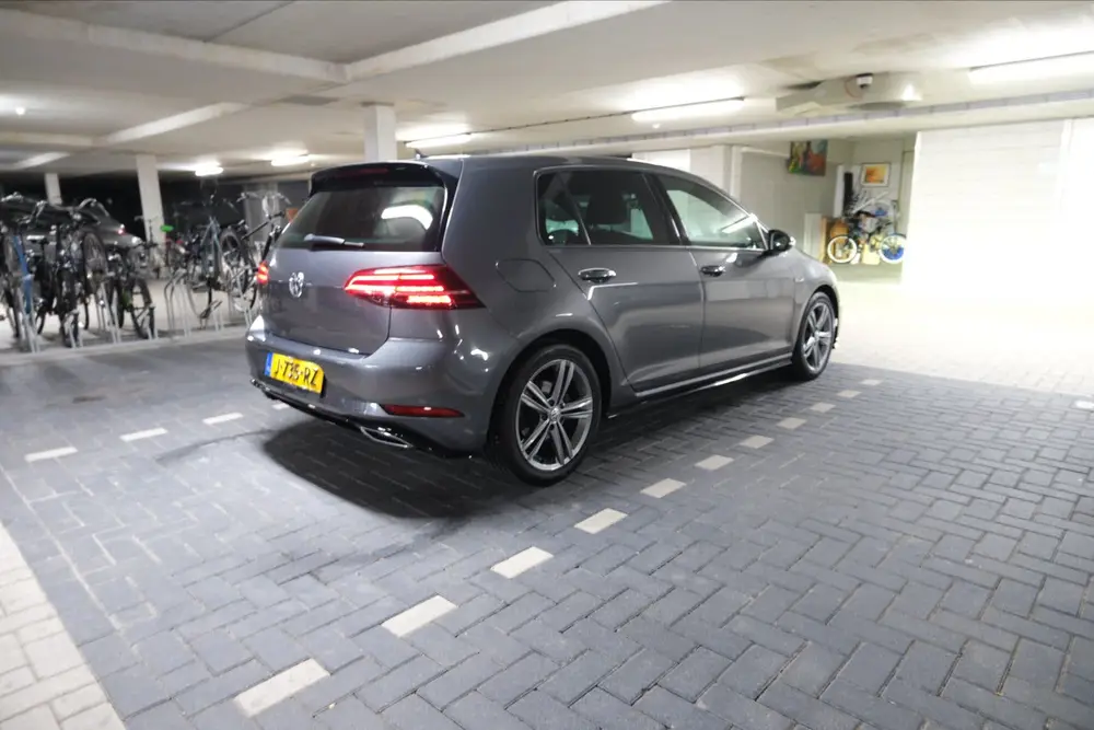 Volkswagen Golf VII Golf 1.5 TSI R-Line | 7-DSG | CarPlay uit 2020, foto 3