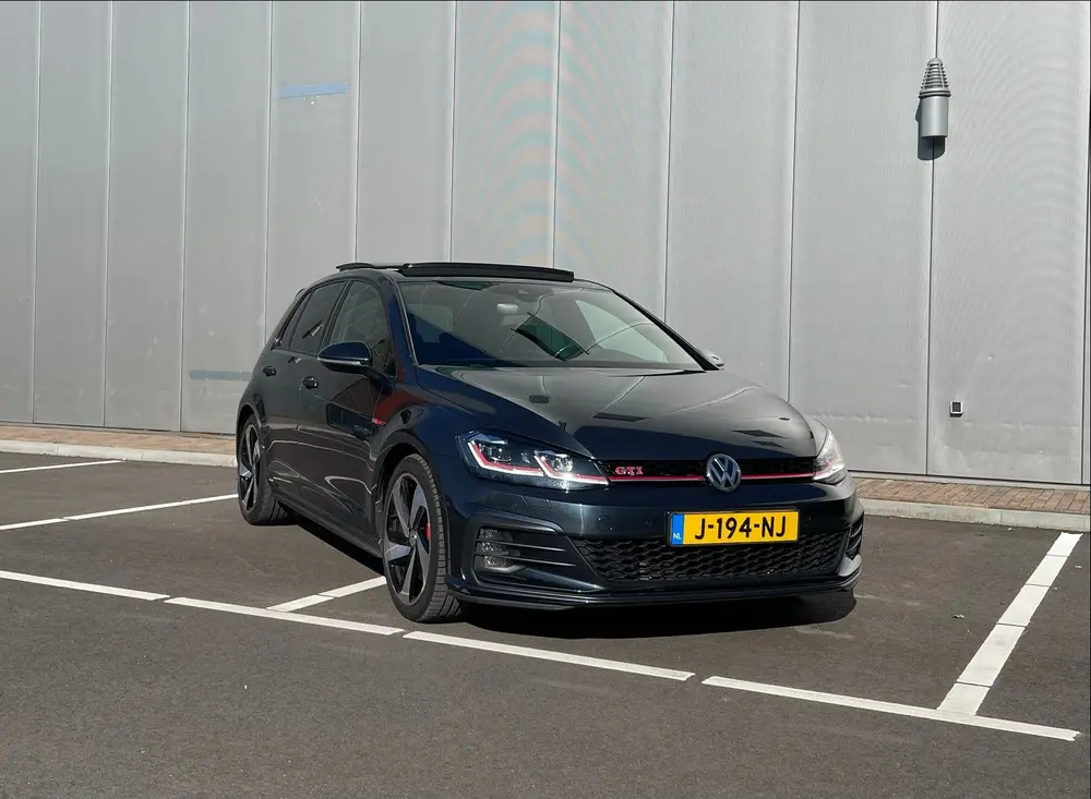 Volkswagen Golf VII Golf 2.0 TSI 221kW 7-DSG 2019 Dark Iron Blue uit 2019, foto 3