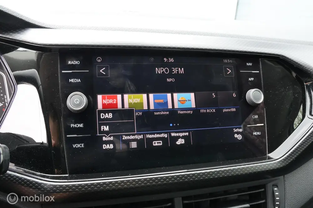 Volkswagen T-Cross 1.0 TSI DSG R-Line I LED | Carplay | ACC uit 2019, foto 18