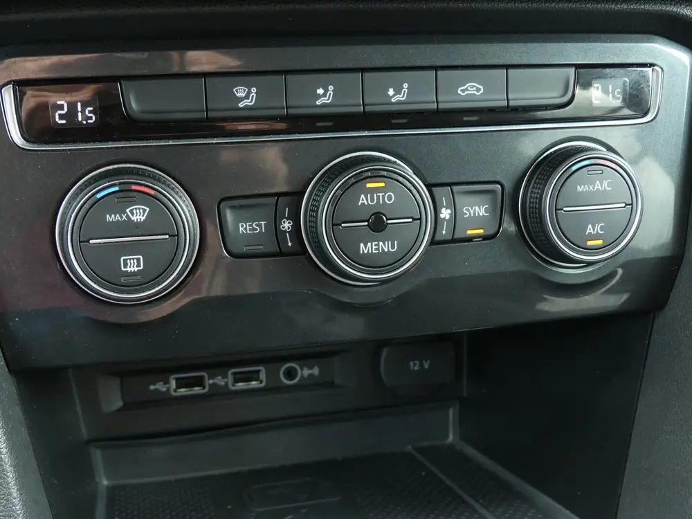 Volkswagen Tiguan Allspace 1.5 TSI 150PK Comfortline Busines uit 2019, foto 19