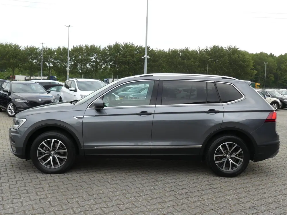 Volkswagen Tiguan Allspace 1.5 TSI 150PK Comfortline Busines uit 2019, foto 3