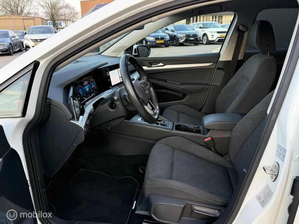 Volkswagen Golf 1.0 eTSI Life Business BTW | AUTOMAAT | uit 2023, foto 10