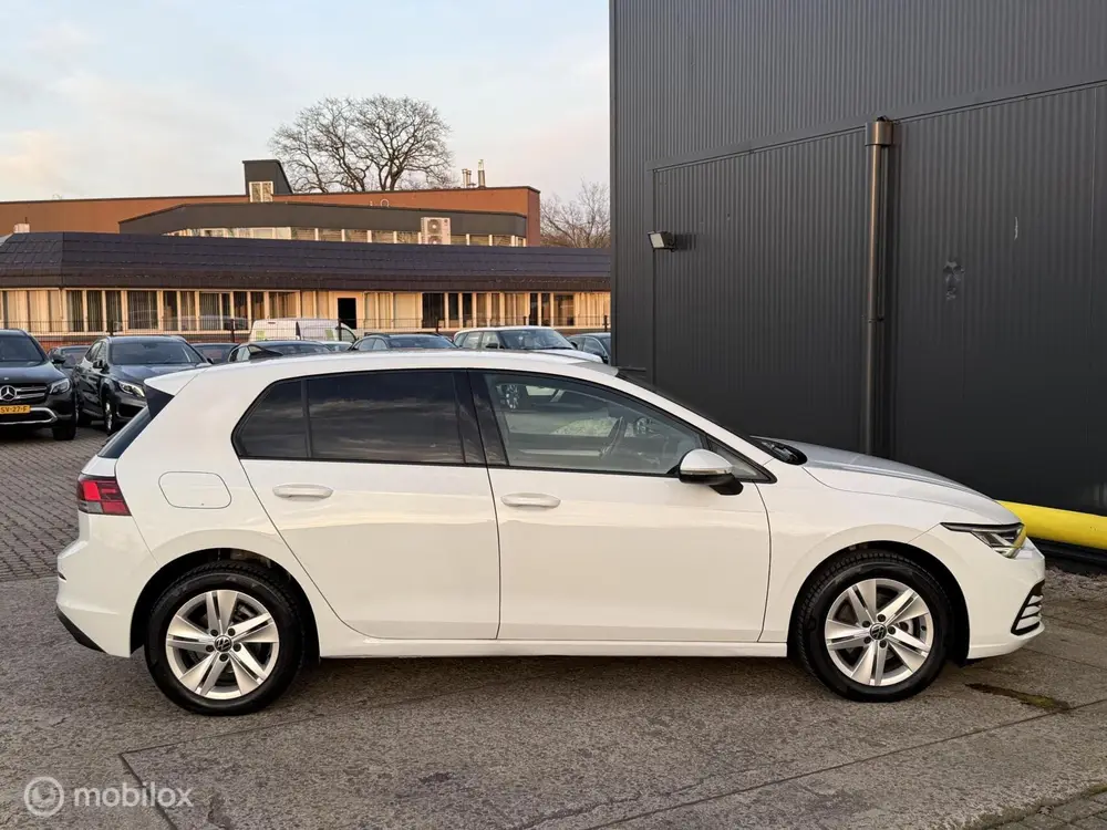Volkswagen Golf 1.0 eTSI Life Business BTW | AUTOMAAT | uit 2023, foto 9