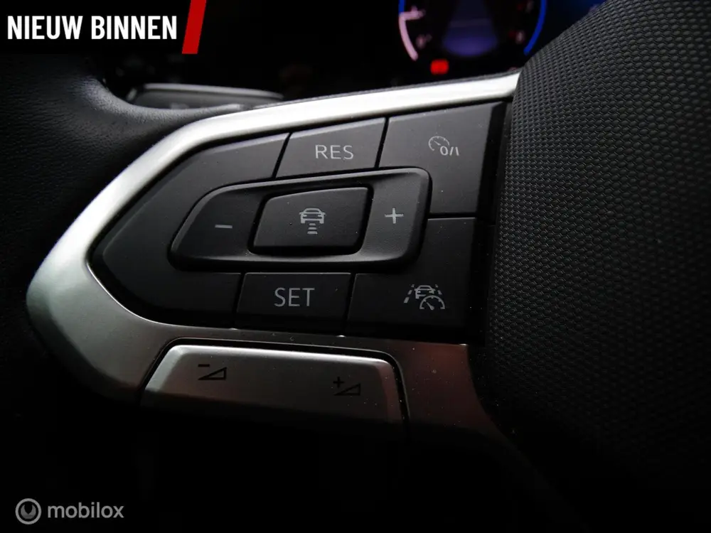 Volkswagen Golf 1.5 TSI Style | Camera | Ambient uit 2024, foto 18