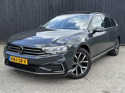Volkswagen Passat Variant 1.4 TSI PHEV GTE Business uit 2021