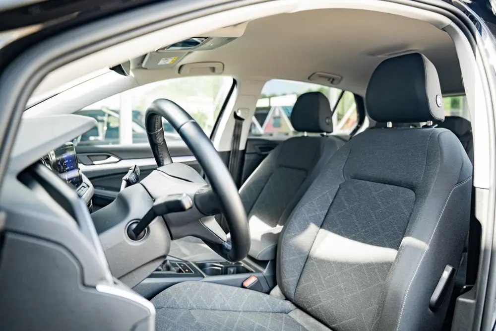 Volkswagen Golf 1.0 TSI Life uit 2022, foto 12