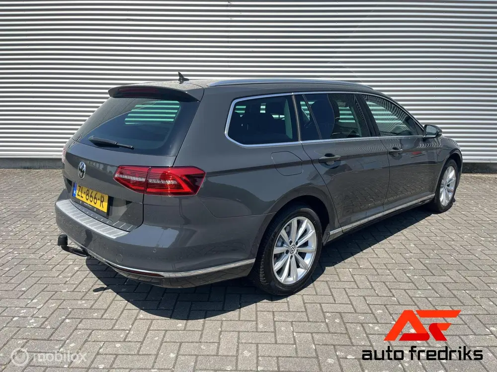 Volkswagen Passat Variant 1.5 TSI Highline uit 2019, foto 2