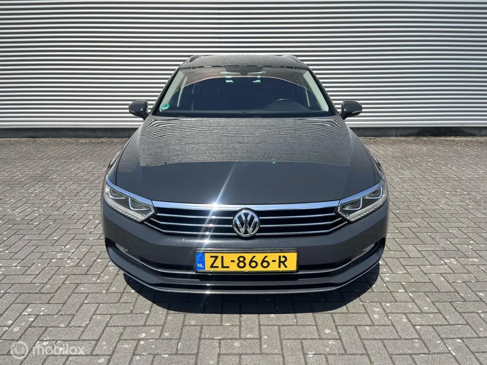 Volkswagen Passat Variant 1.5 TSI Highline uit 2019, foto 8