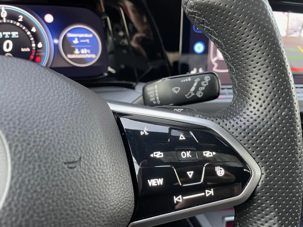 Volkswagen Golf 1.4 eHybrid GTE SOH 89.5% IQ LIGHT PANO CARP uit 2020, foto 16