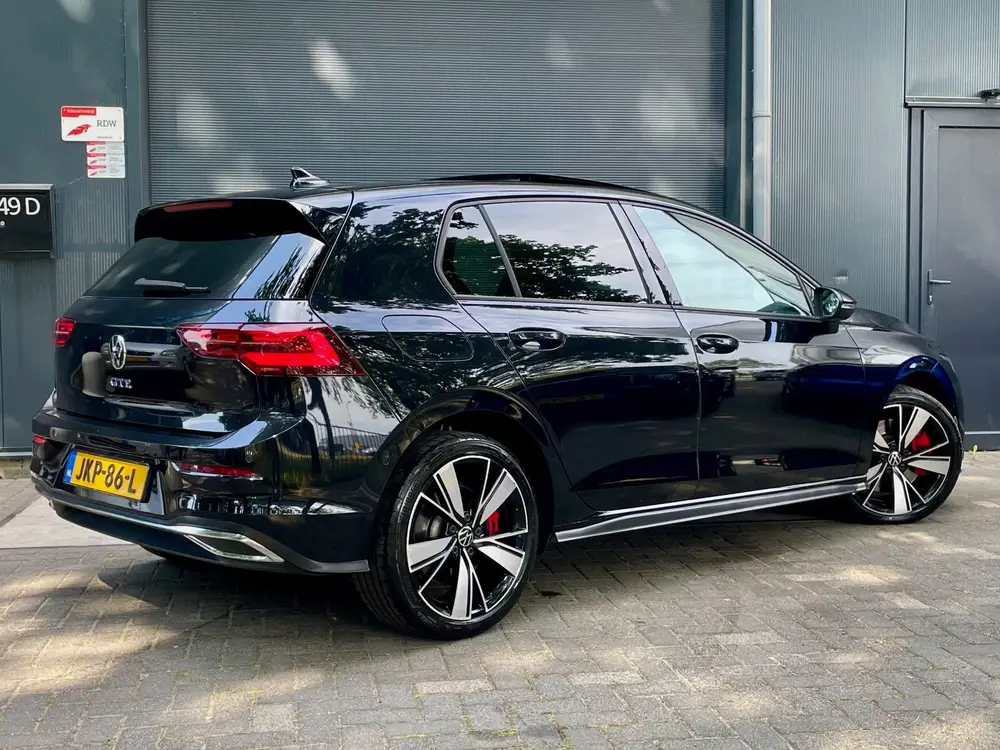 Volkswagen Golf 1.4 eHybrid GTE SOH 89.5% IQ LIGHT PANO CARP uit 2020, foto 3