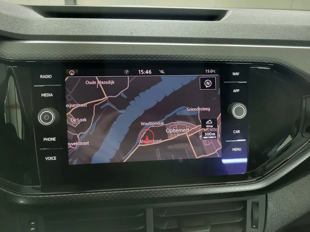 Volkswagen T-Cross 1.0 TSI Life Business uit 2020, foto 13