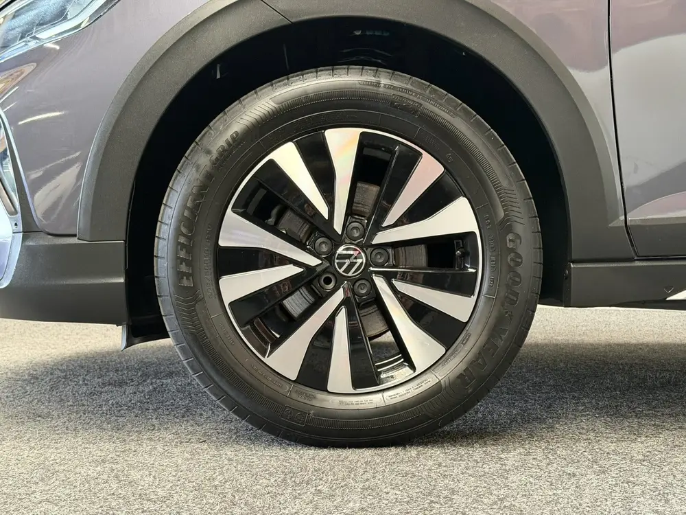 Volkswagen Taigo 1.0 TSI LIFE ADAPTIVE CRUISE CONTROL AIRCO uit 2023, foto 18