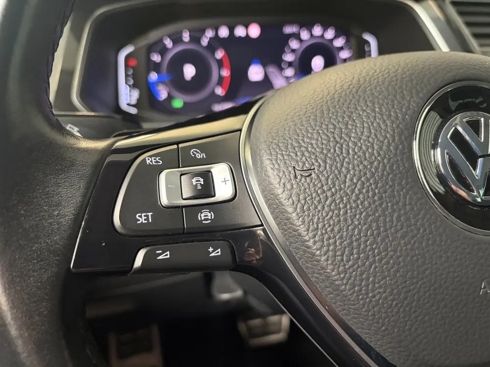 Volkswagen Tiguan 1.5 TSI ACT/DODE HOEK/TREKH WEGKLAP/DIGI C uit 2019, foto 11