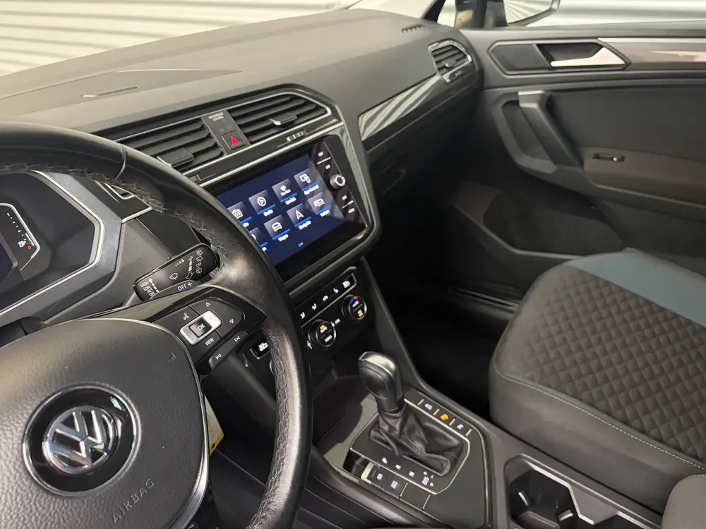 Volkswagen Tiguan 1.5 TSI ACT/DODE HOEK/TREKH WEGKLAP/DIGI C uit 2019, foto 6