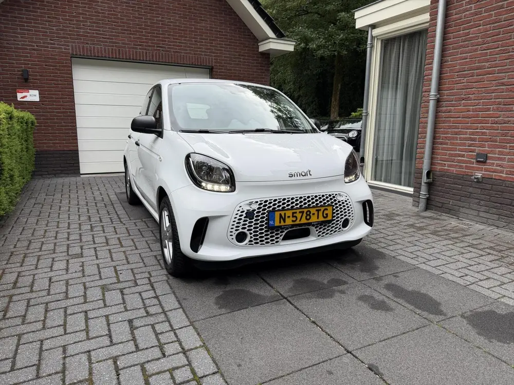 Smart Forfour EQ Essential Plus 18 kWh| Dealer|Cruise| Leer uit 2021, foto 2