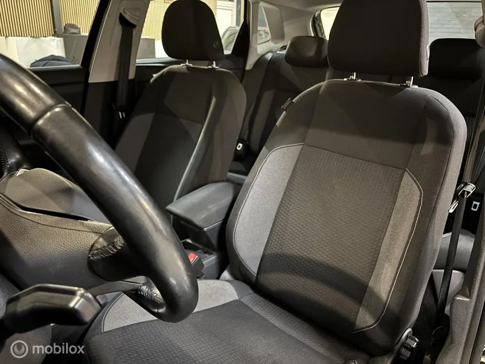 Volkswagen Polo 1.0 Deep Black/Digital cockpit/Cruise/ uit 2023, foto 5