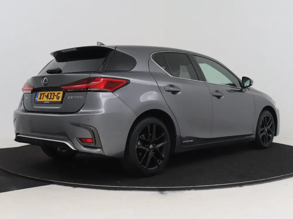 Lexus CT 200h Sport Edition | Dealer onderhouden | Parkeerse uit 2019, foto 2
