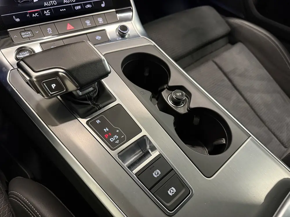 Audi A6 Avant 55 TFSI e quattro Competition PANO/TREKHAAK/B& uit 2022, foto 17