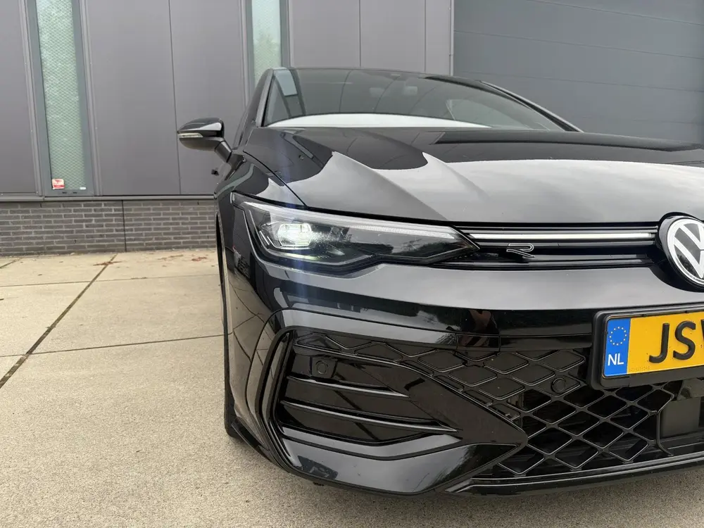 Volkswagen Golf 1.5 eTSI R-Line Edition | PANO | HUD | Harma uit 2024, foto 11