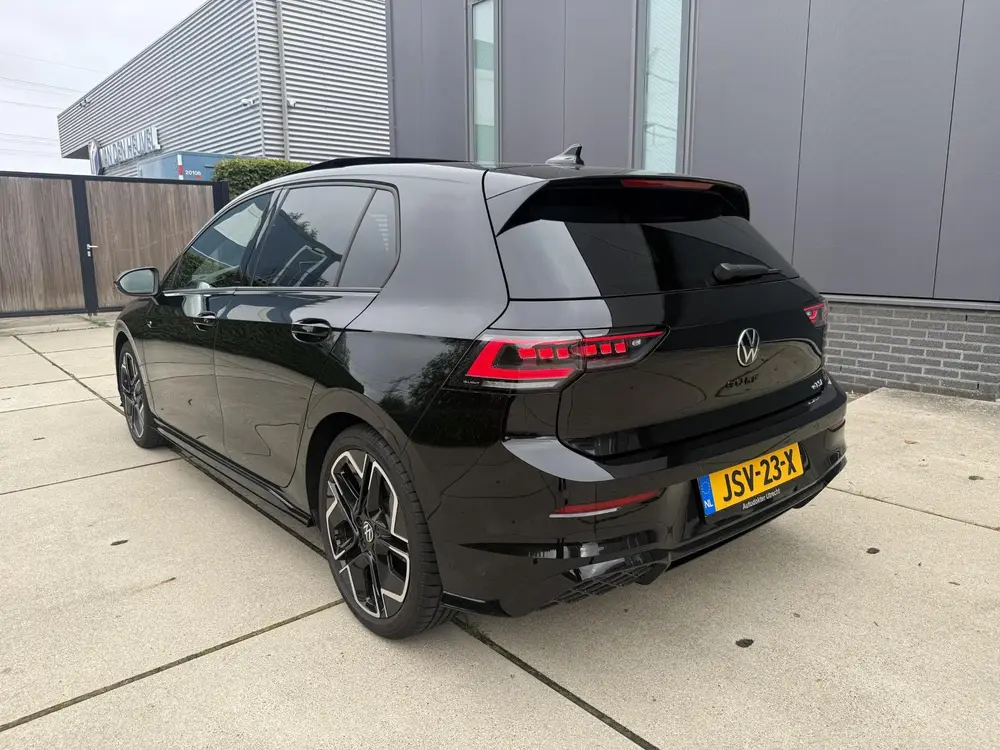 Volkswagen Golf 1.5 eTSI R-Line Edition | PANO | HUD | Harma uit 2024, foto 6