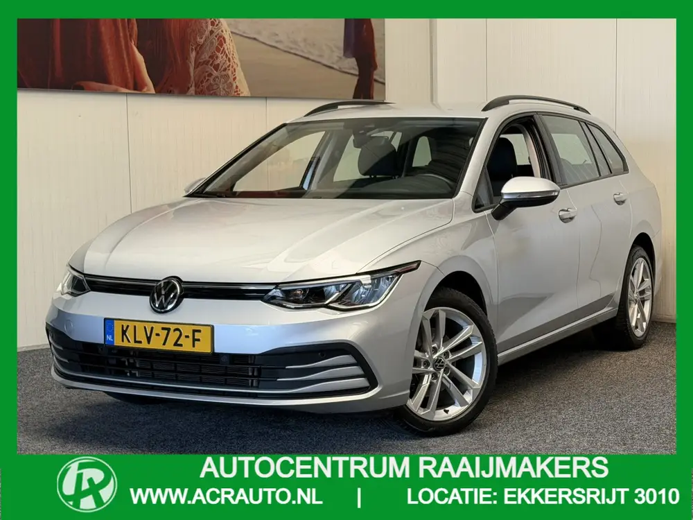 Volkswagen Golf Variant 1.0 eTSI LIFE NAVIGATIE ADAPTIVE CRU uit 2023