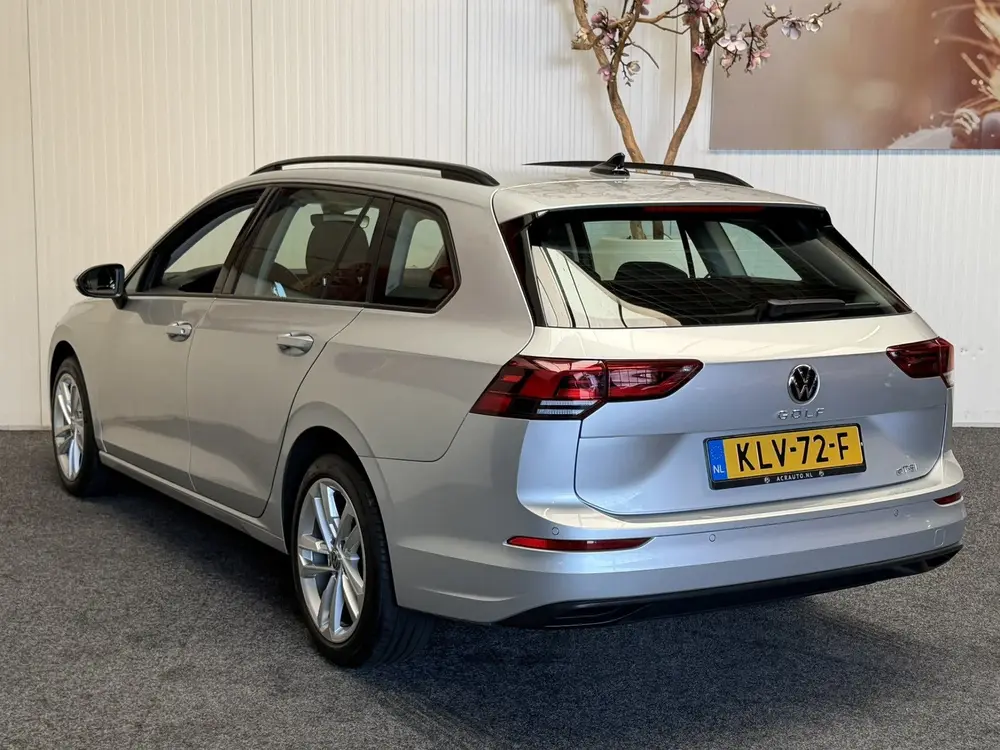 Volkswagen Golf Variant 1.0 eTSI LIFE NAVIGATIE ADAPTIVE CRU uit 2023, foto 6