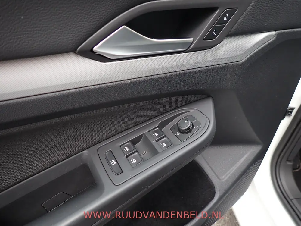 Volkswagen Golf 1.0TSI / ACC / CARPLAY / PDC / 19'' uit 2022, foto 11
