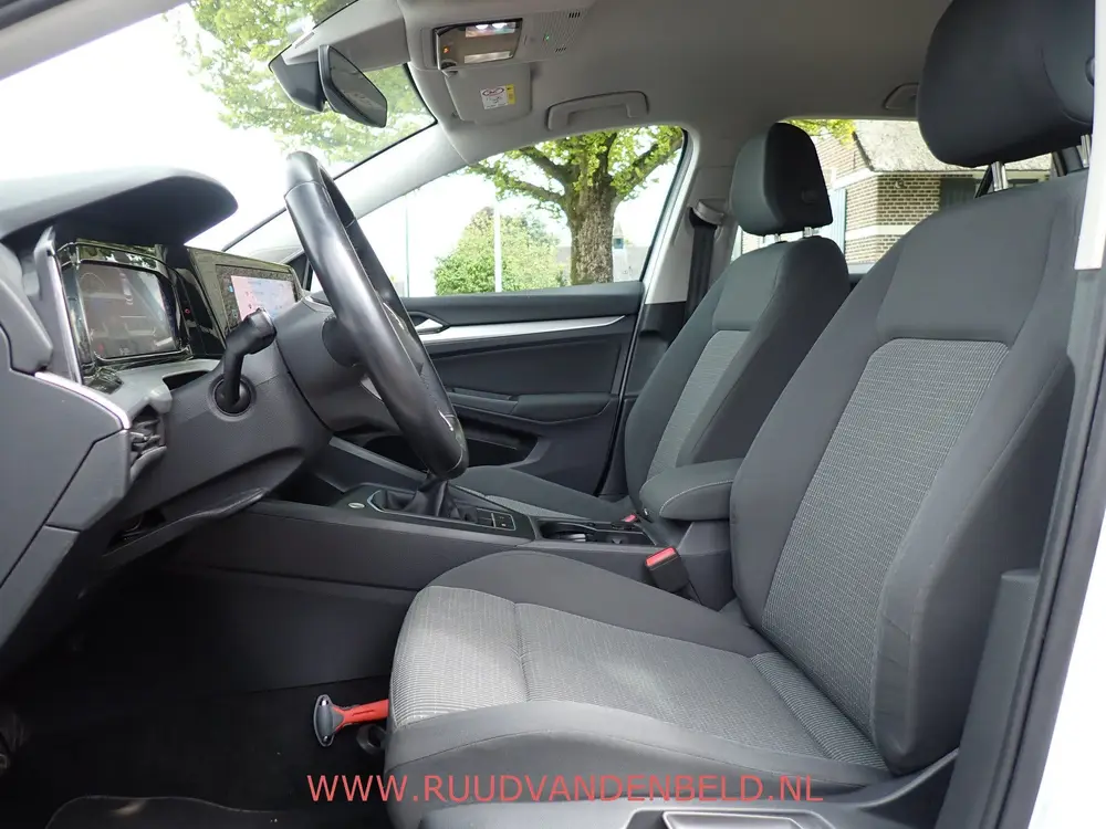 Volkswagen Golf 1.0TSI / ACC / CARPLAY / PDC / 19'' uit 2022, foto 9
