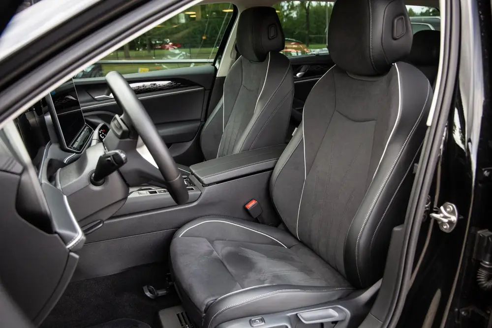 Volkswagen Passat Variant 1.5 eTSI Elegance Business , Adap. uit 2025, foto 3