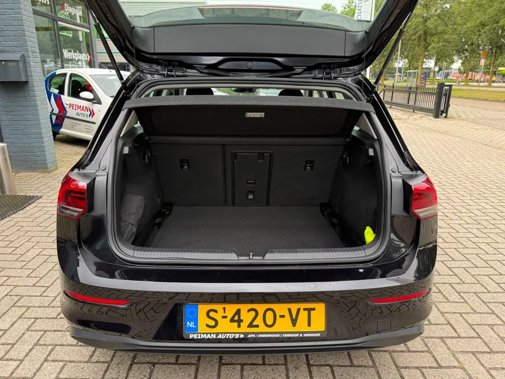 Volkswagen Golf 1.0 eTSI Life Business | Automaat | Apple Ca uit 2023, foto 10