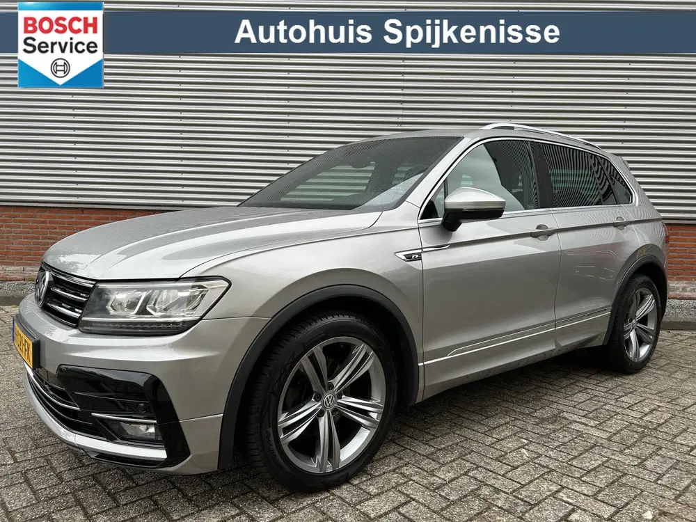 Volkswagen Tiguan 1.5 TSI Comfortline Business | R-Line | Tr uit 2020
