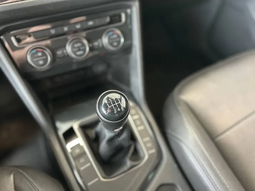 Volkswagen Tiguan 1.5 TSI Comfortline Business | R-Line | Tr uit 2020, foto 18