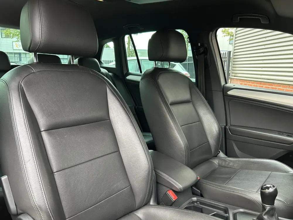 Volkswagen Tiguan 1.5 TSI Comfortline Business | R-Line | Tr uit 2020, foto 6
